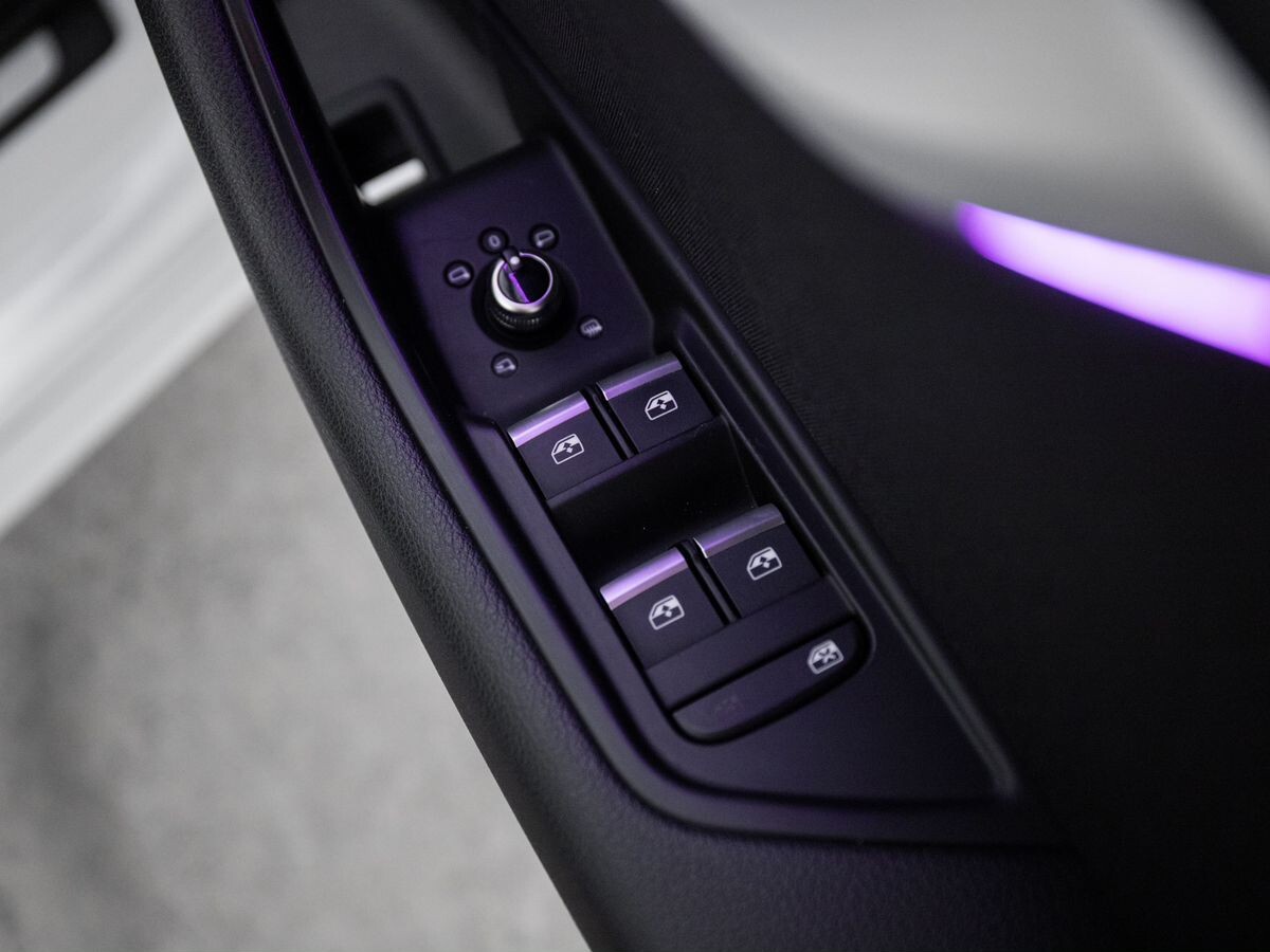 Audi A4 2016 - фото автомобиля