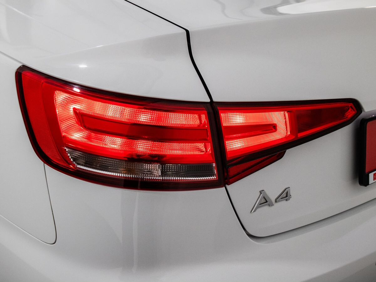 Audi A4 2016 - фото автомобиля