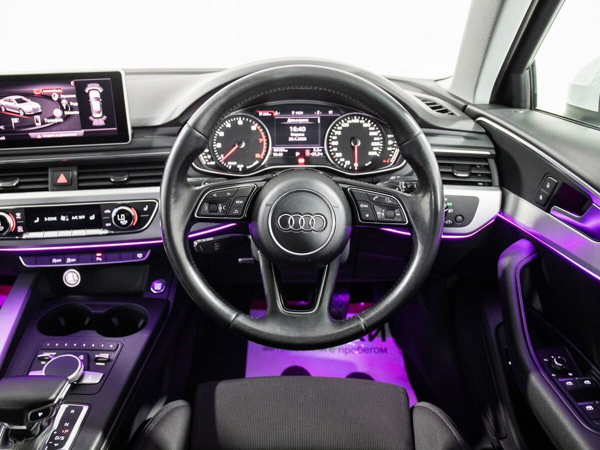 Audi A4 2016 - фото автомобиля