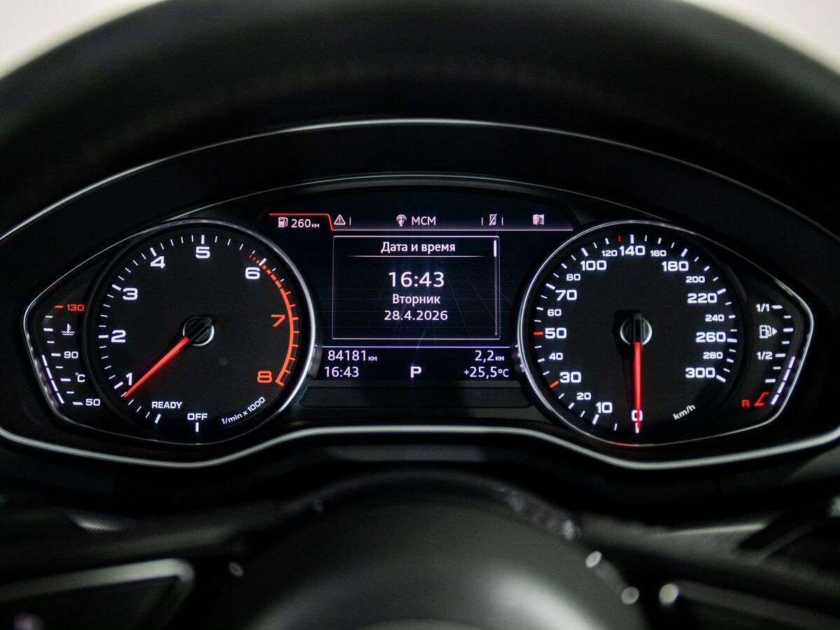 Audi A4 2016 - фото автомобиля