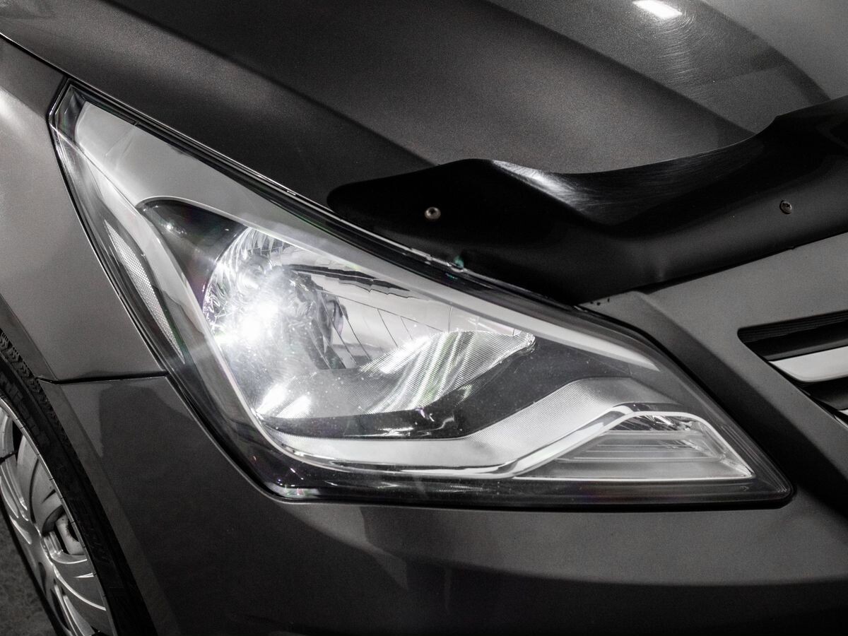 Hyundai Solaris 2014 - фото автомобиля