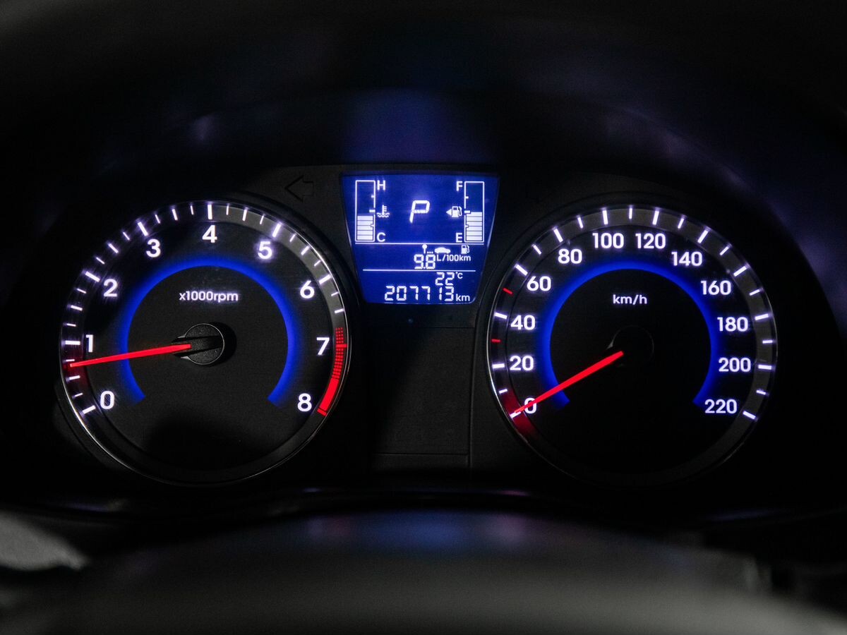 Hyundai Solaris 2014 - фото автомобиля