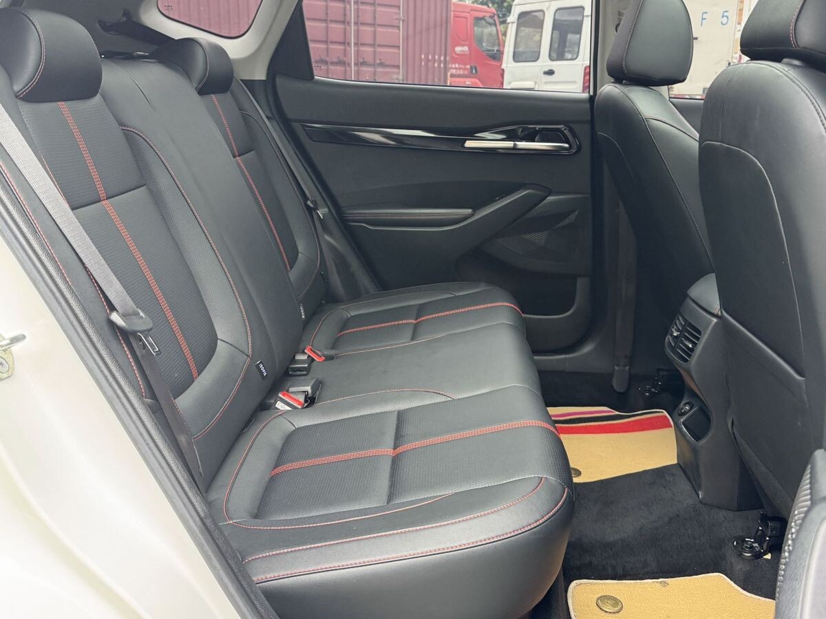 Kia KX3 2022 - фото автомобиля