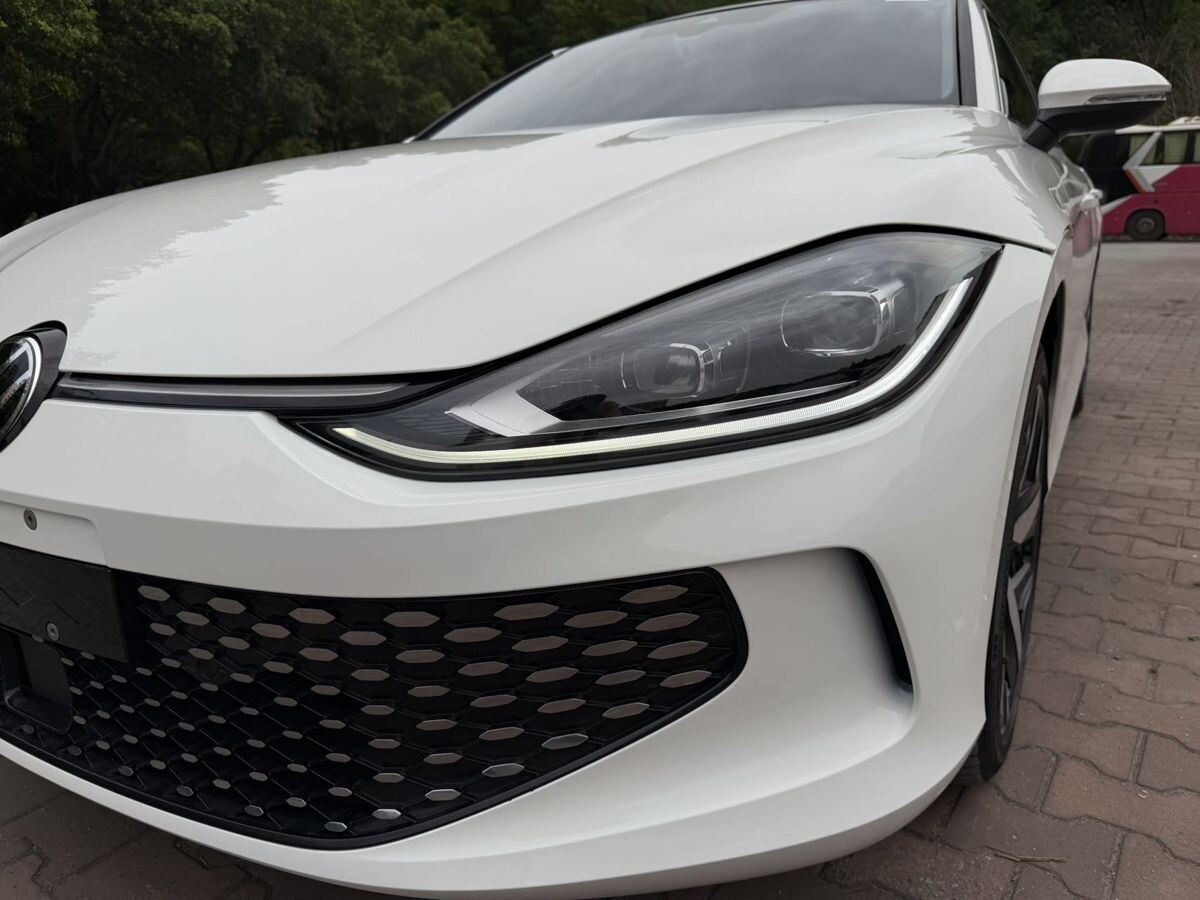 Volkswagen Lamando L 2022 - фото автомобиля