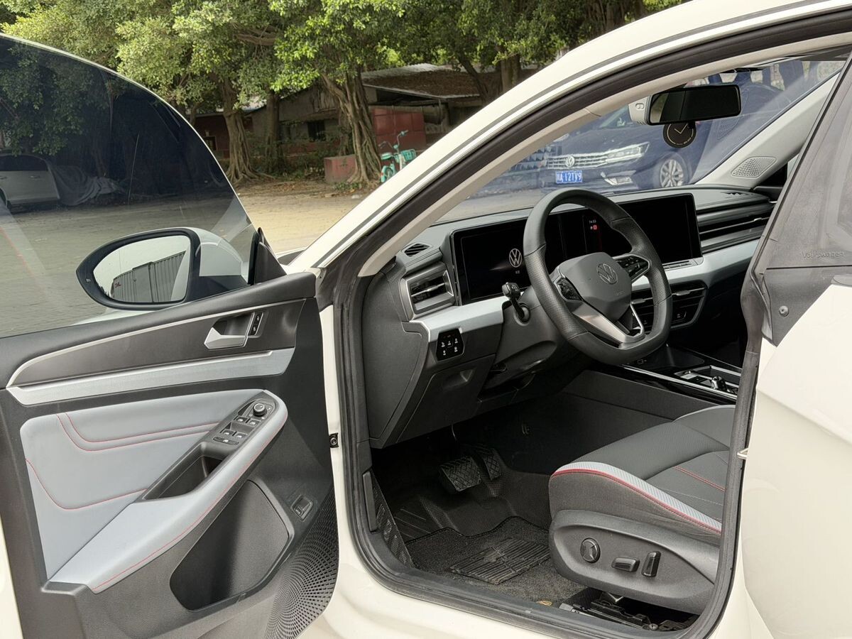 Volkswagen Lamando L 2022 - фото автомобиля