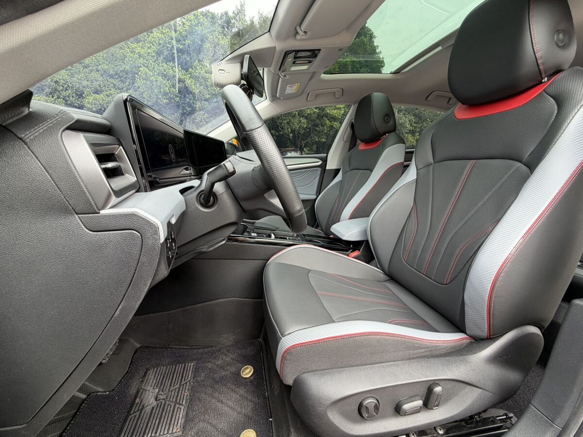 Volkswagen Lamando L 2022 - фото автомобиля