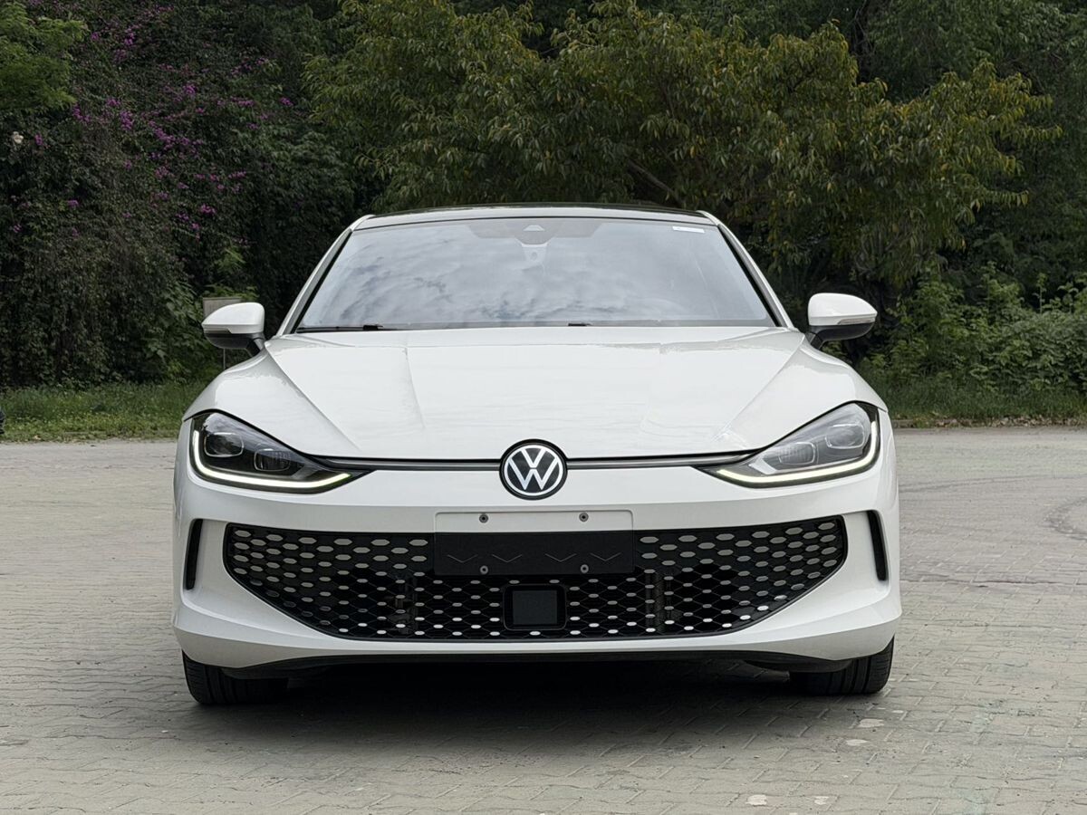 Volkswagen Lamando L 2022 - фото автомобиля