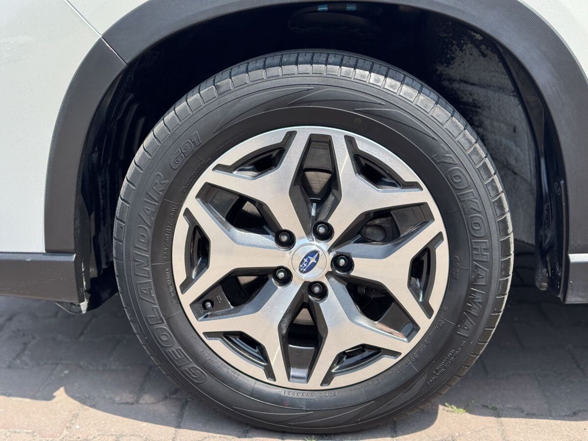 Subaru Forester 2021 - фото автомобиля