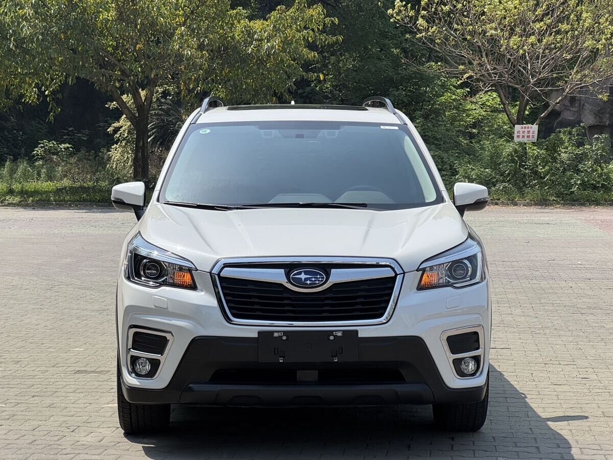 Subaru Forester 2021 - фото автомобиля