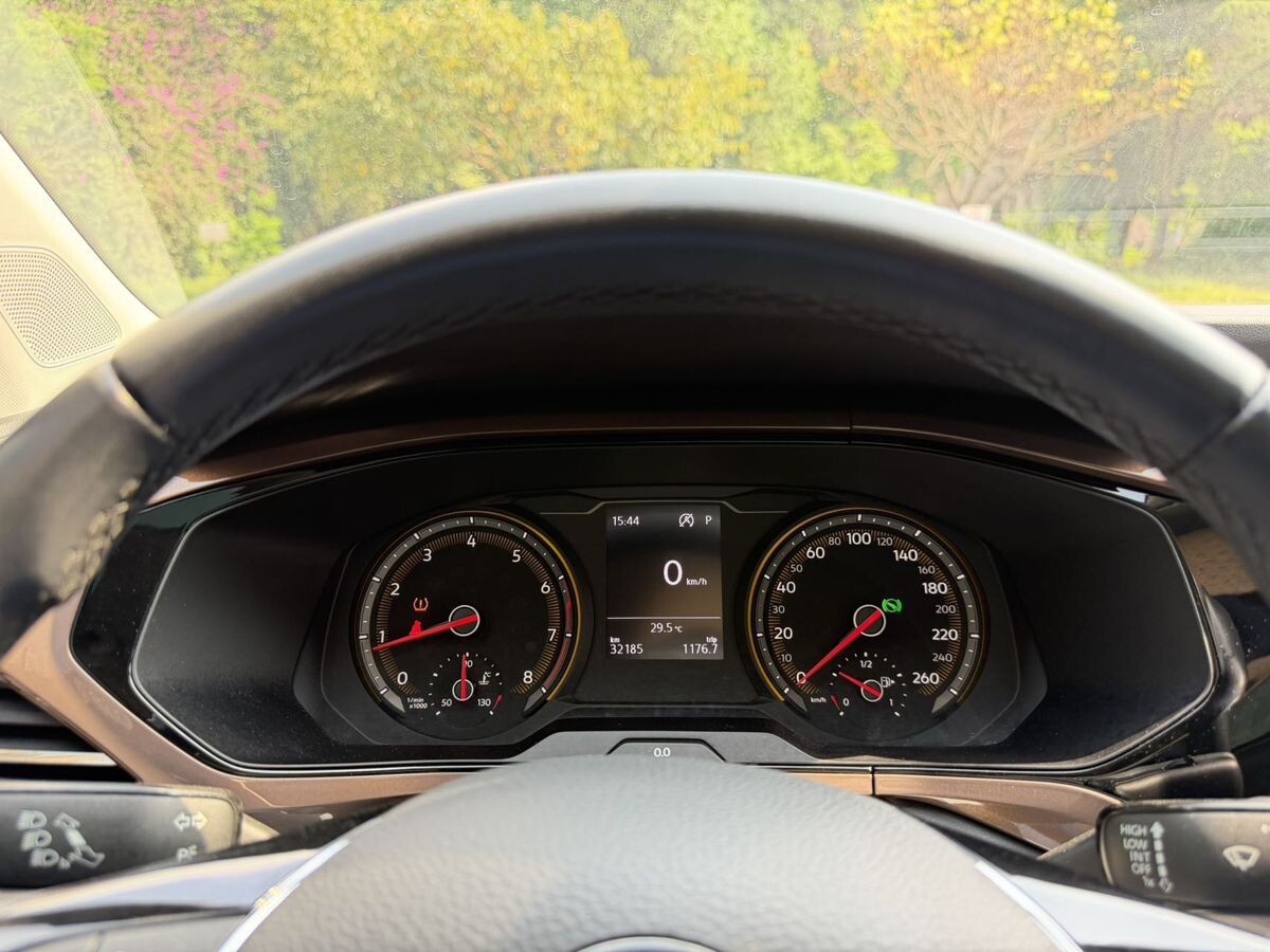 Volkswagen Tharu 2021 - фото автомобиля