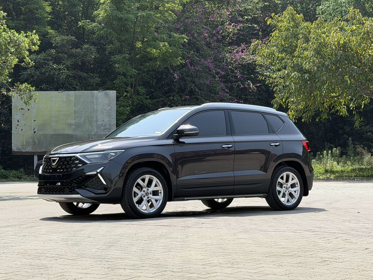 Jetta VS5 2023 - фото автомобиля