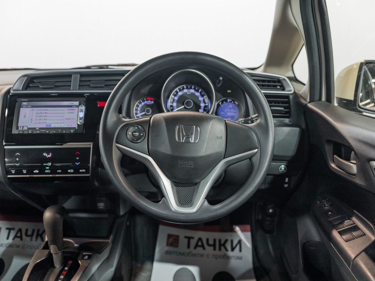 Honda Fit 2013 - фото автомобиля