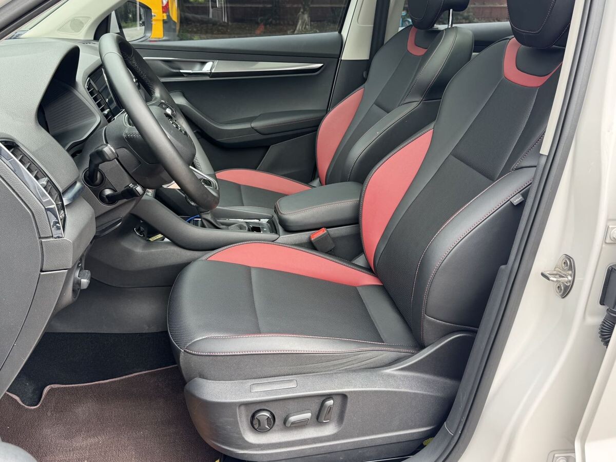 Skoda Karoq 2022 - фото автомобиля