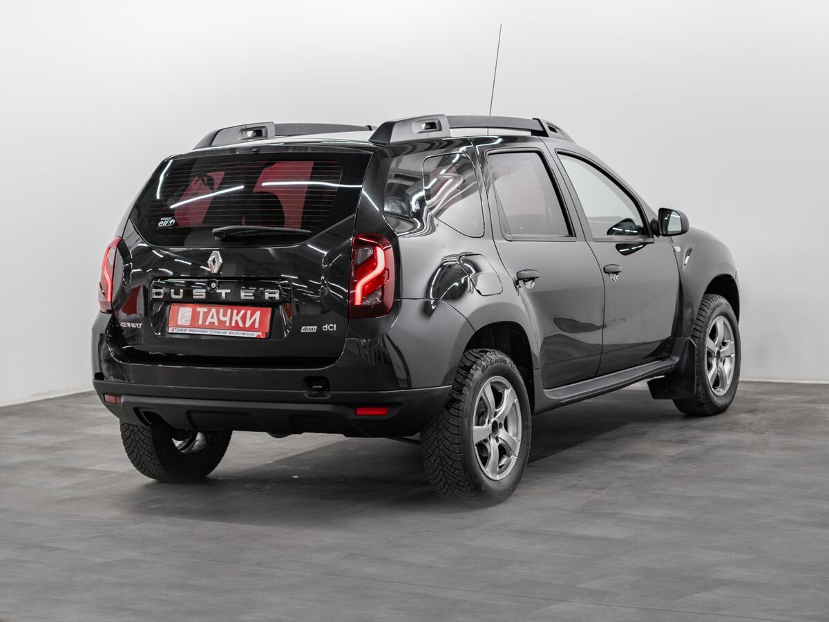 Renault Duster 2017 - фото автомобиля