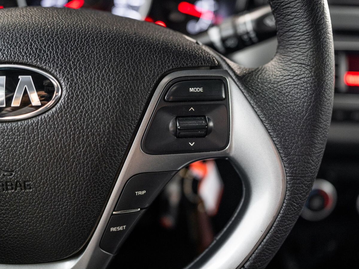 Kia Rio 2016 - фото автомобиля