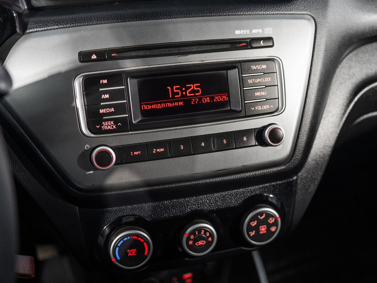 Kia Rio 2016 - фото автомобиля