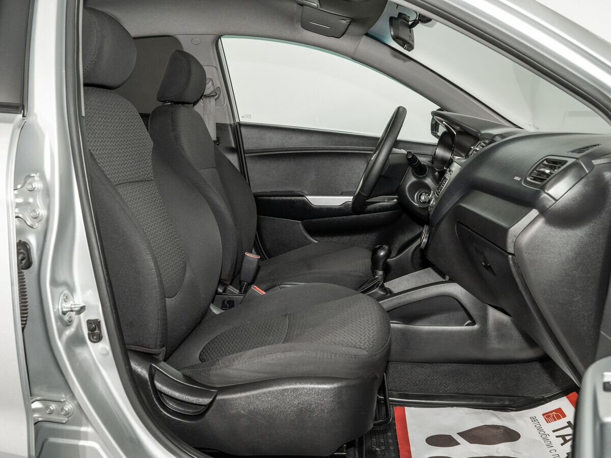 Kia Rio 2016 - фото автомобиля