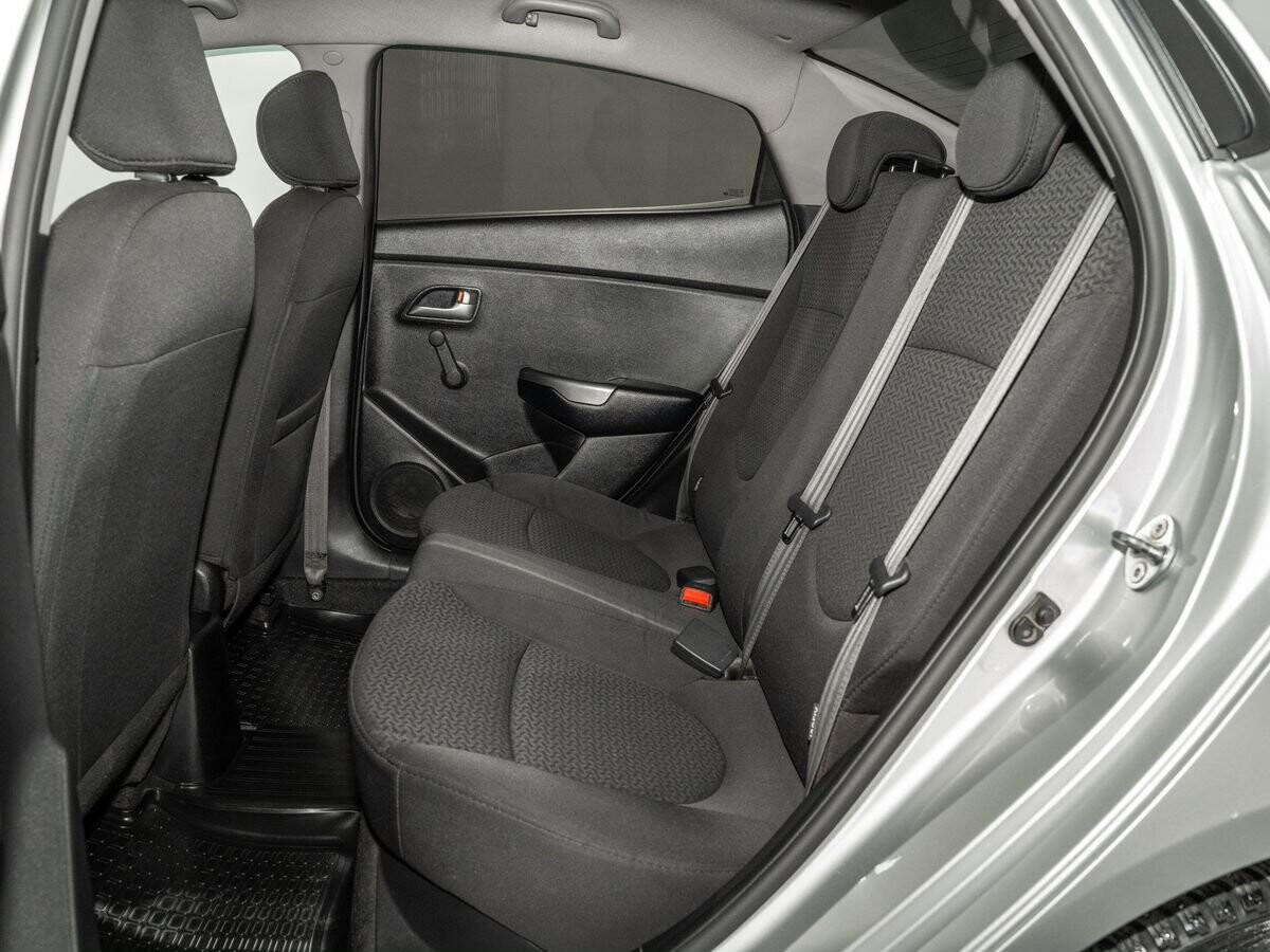 Kia Rio 2016 - фото автомобиля