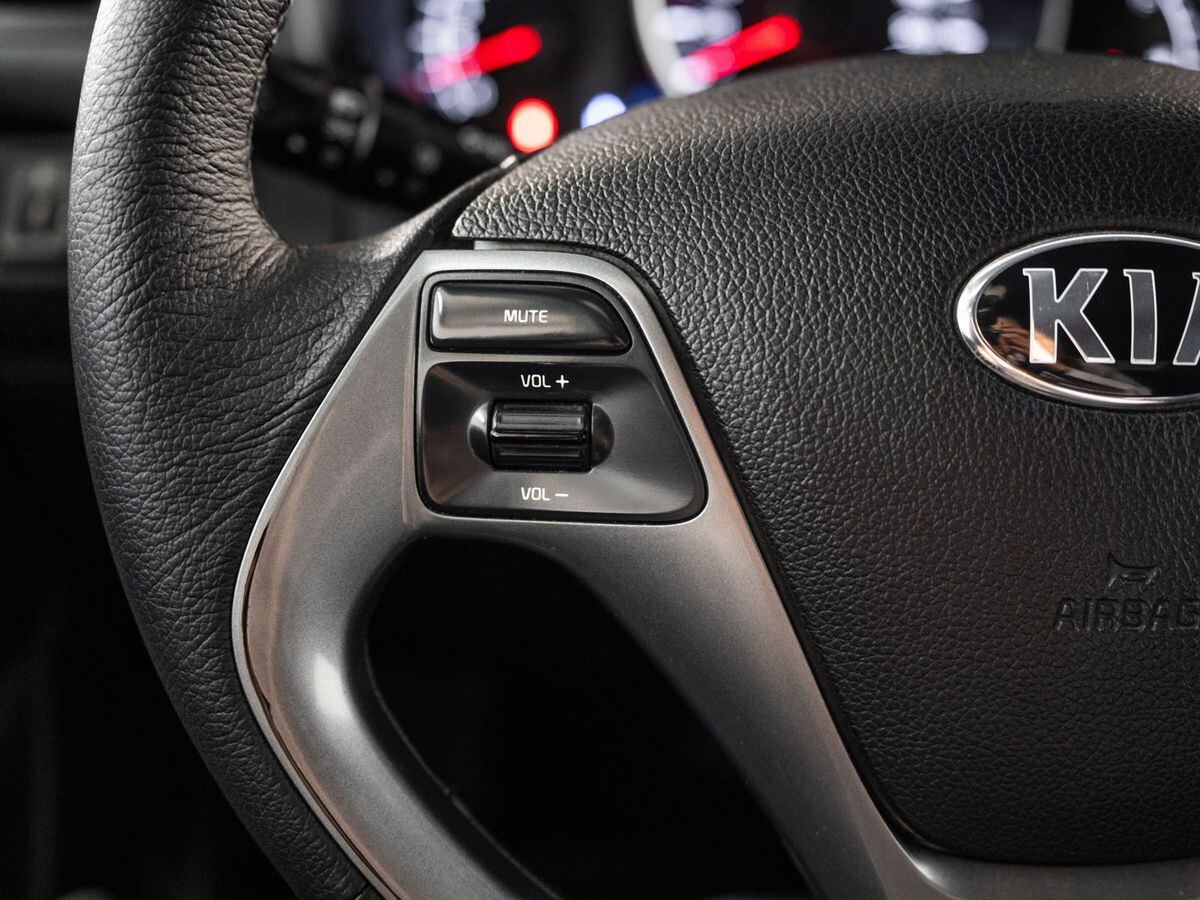 Kia Rio 2016 - фото автомобиля