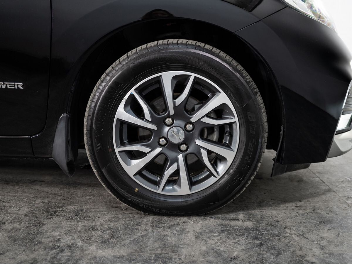 Nissan Note 2016 - фото автомобиля