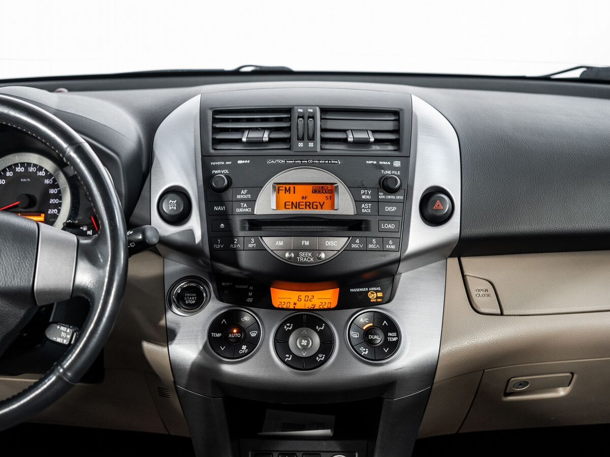 Toyota RAV4 2008 - фото автомобиля