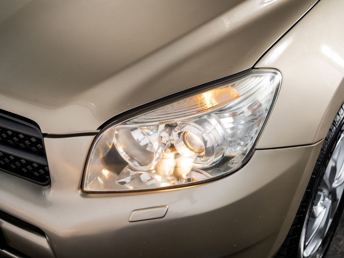 Toyota RAV4 2008 - фото автомобиля