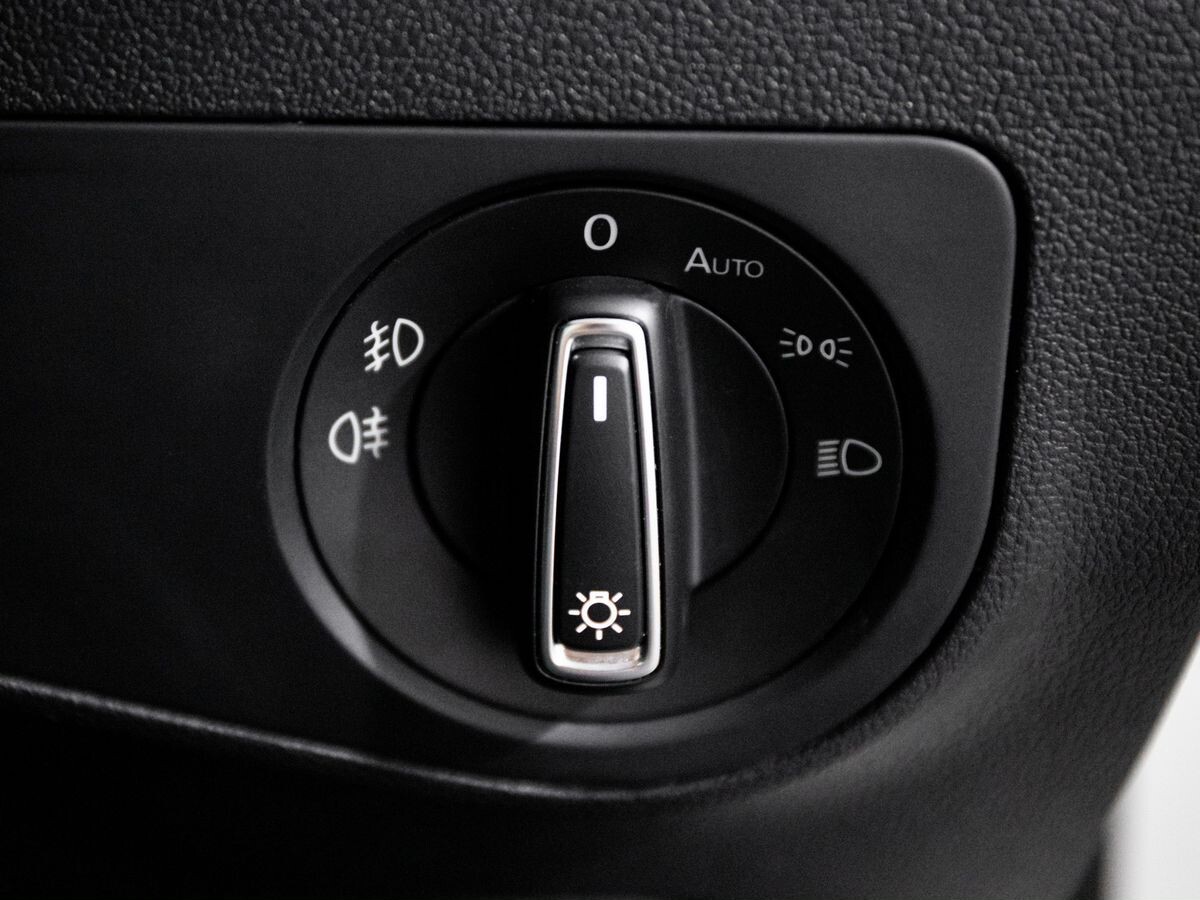 Volkswagen Tiguan 2018 - фото автомобиля