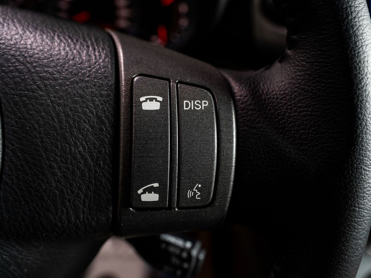 Toyota RAV4 2010 - фото автомобиля