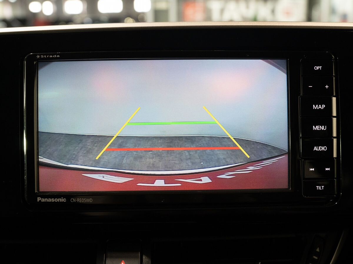 Toyota C-HR 2019 - фото автомобиля