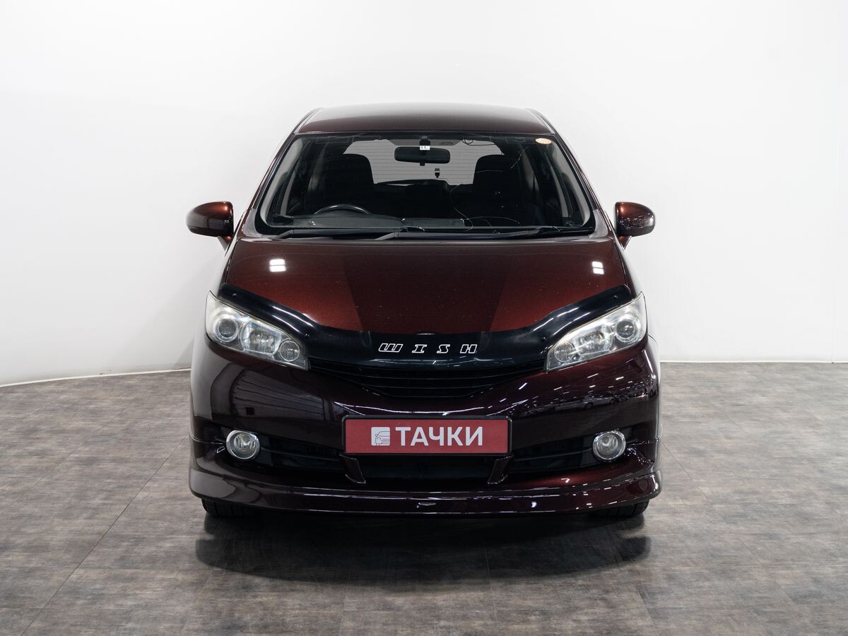 Toyota Wish 2010 - фото автомобиля