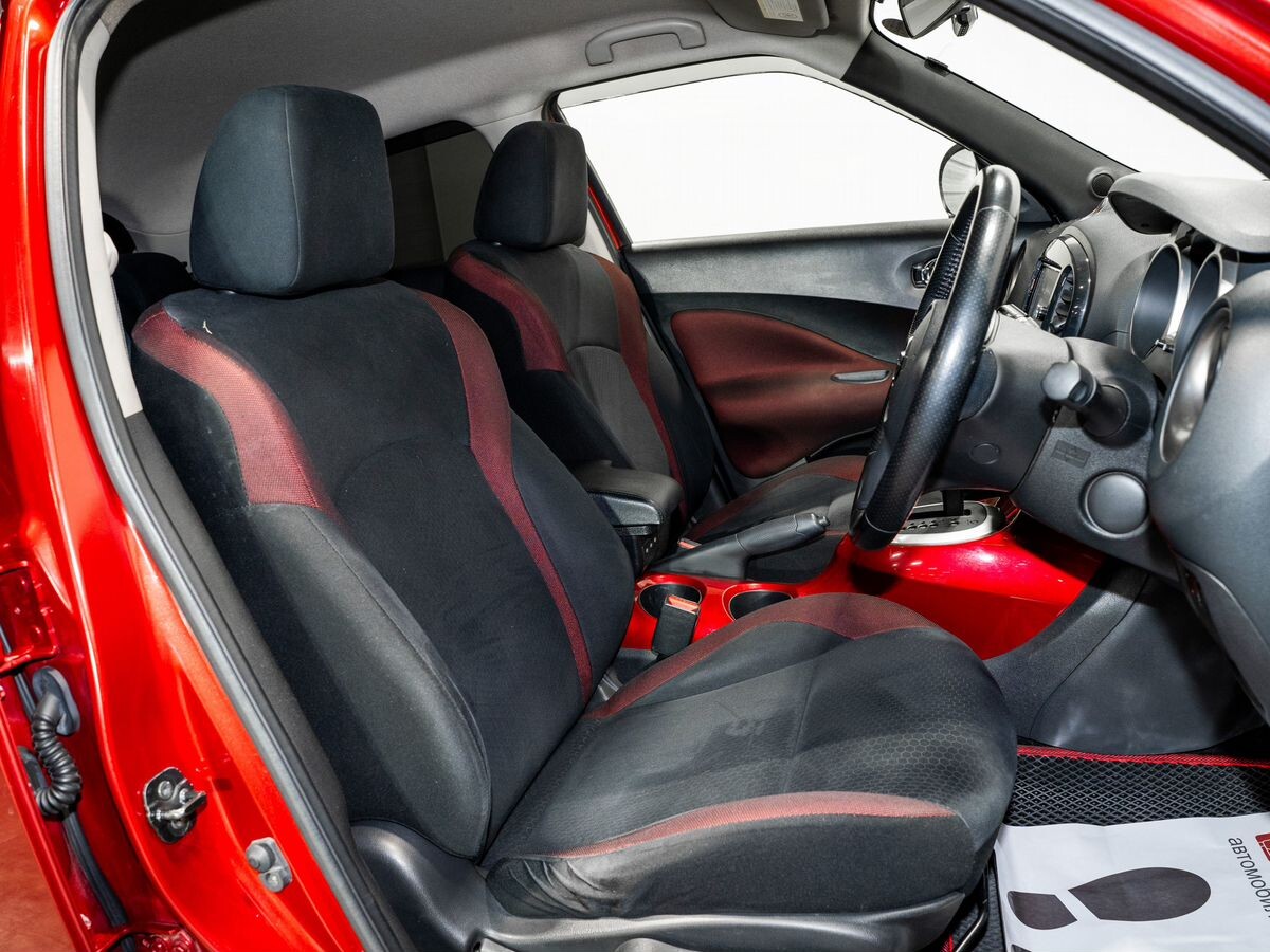 Nissan Juke 2012 - фото автомобиля