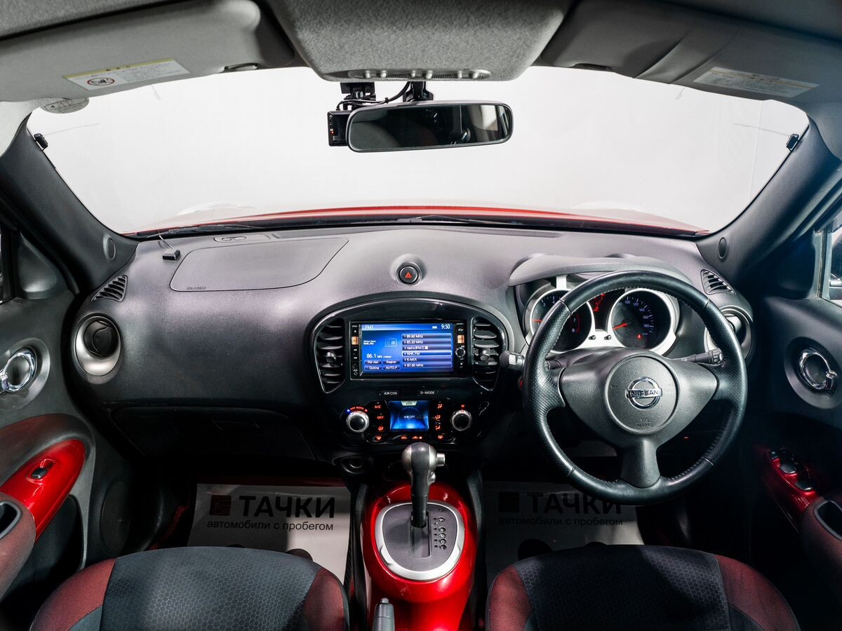 Nissan Juke 2012 - фото автомобиля