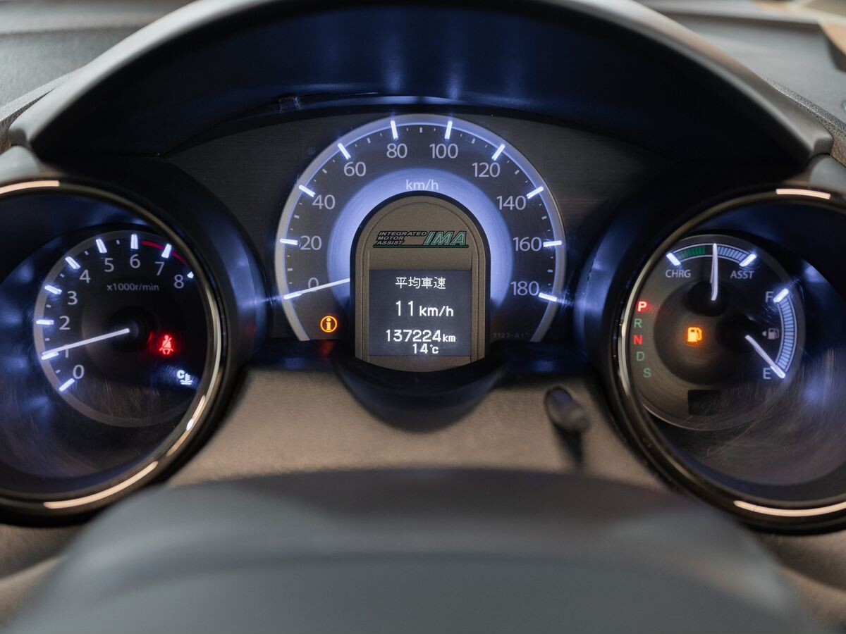 Honda Fit Shuttle 2014 - фото автомобиля