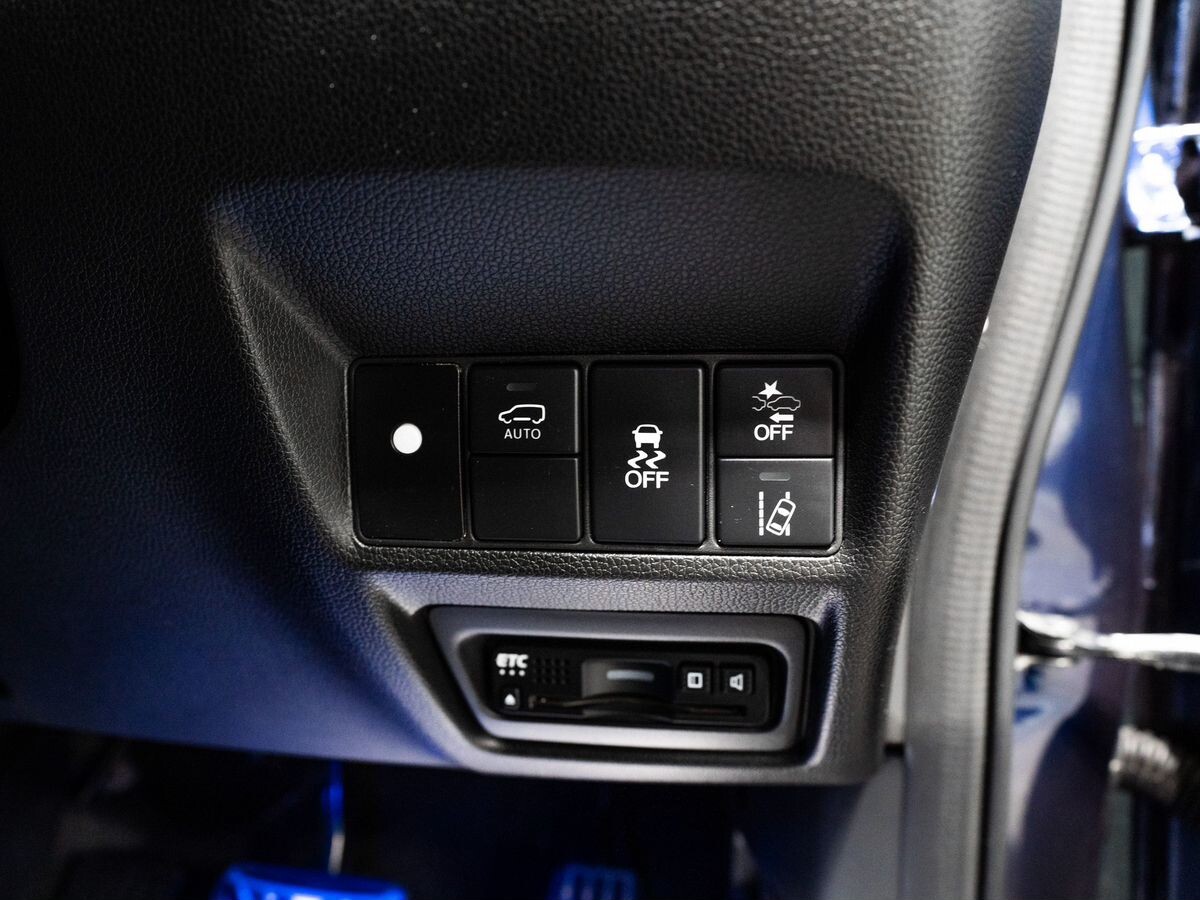 Honda Stepwgn 2019 - фото автомобиля