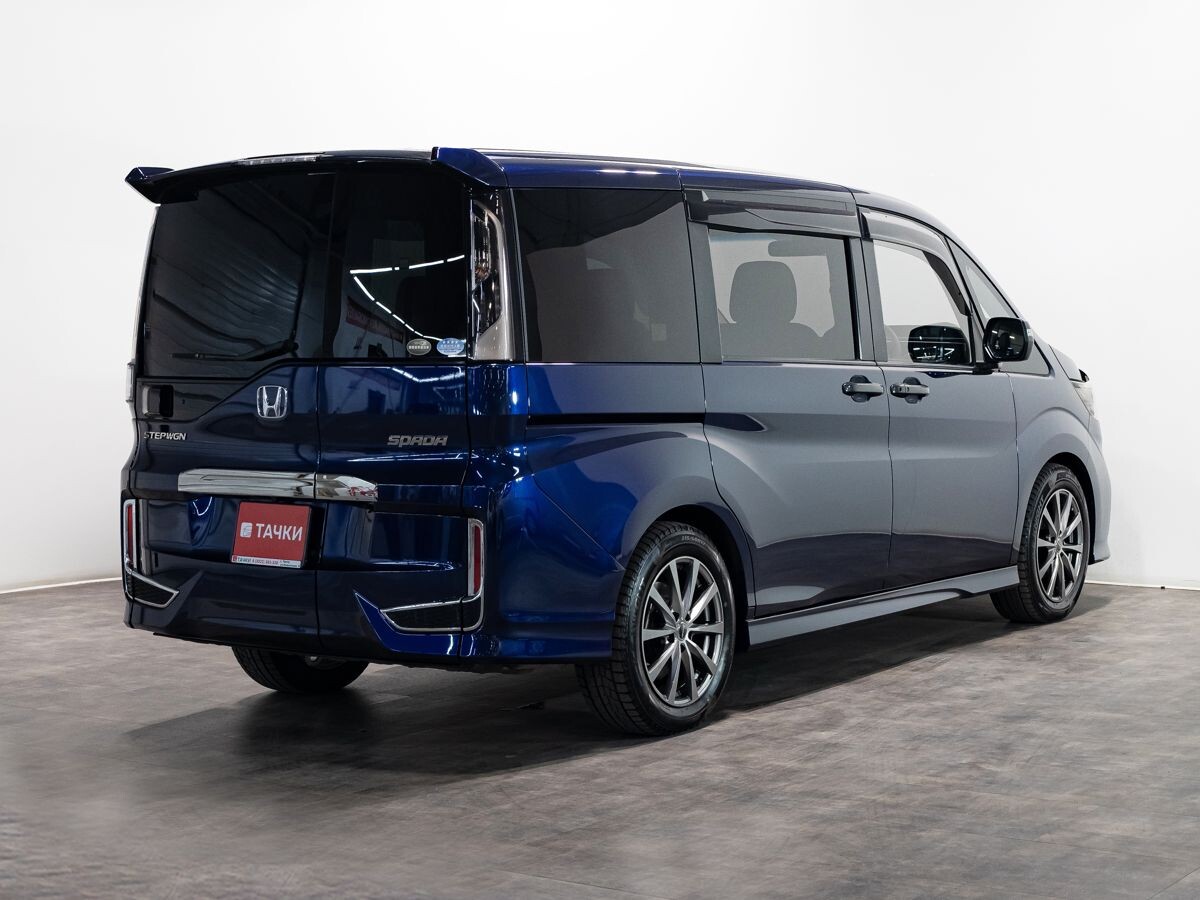 Honda Stepwgn 2019 - фото автомобиля