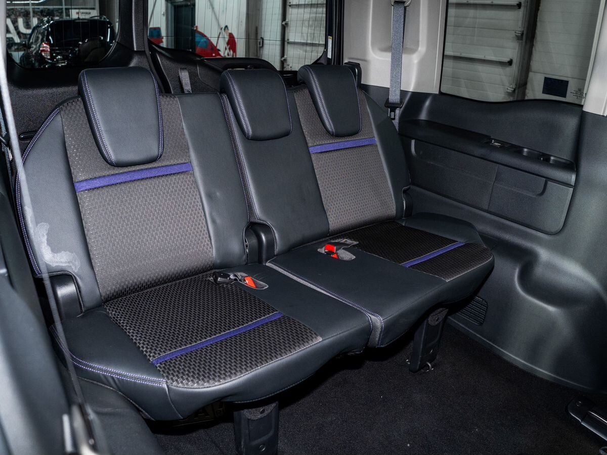Honda Stepwgn 2019 - фото автомобиля