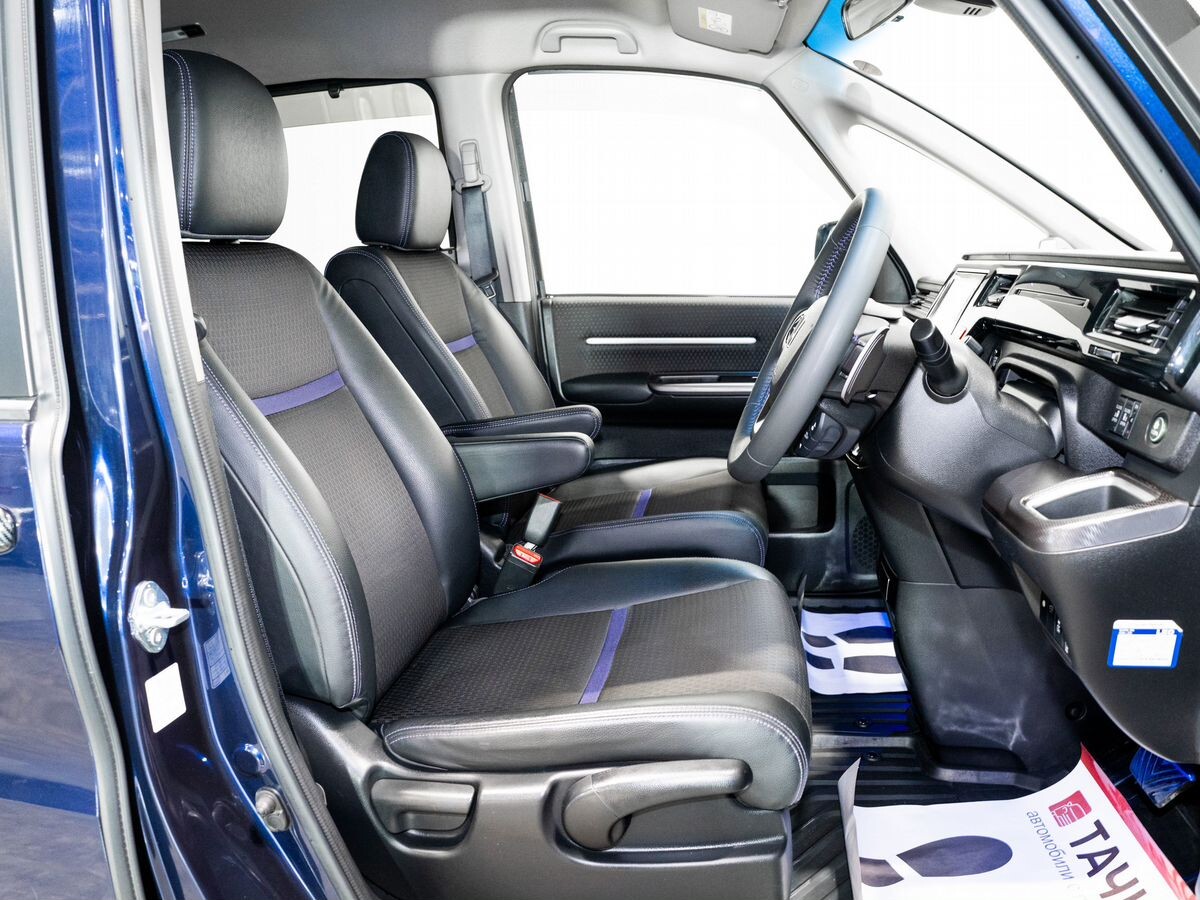 Honda Stepwgn 2019 - фото автомобиля