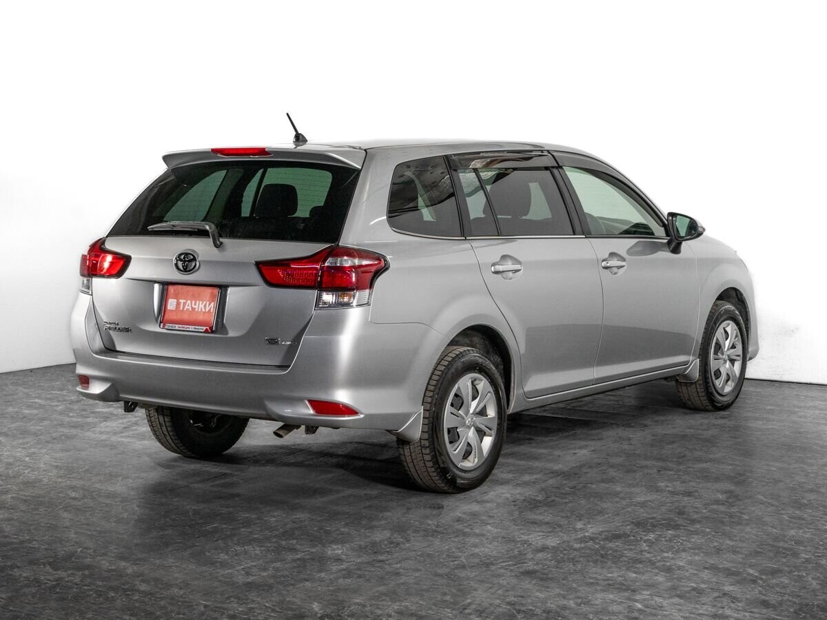 Toyota Corolla Fielder 2016 - фото автомобиля