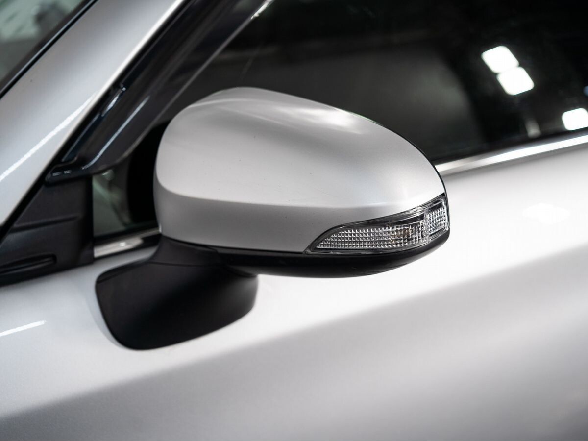 Toyota Corolla Fielder 2016 - фото автомобиля