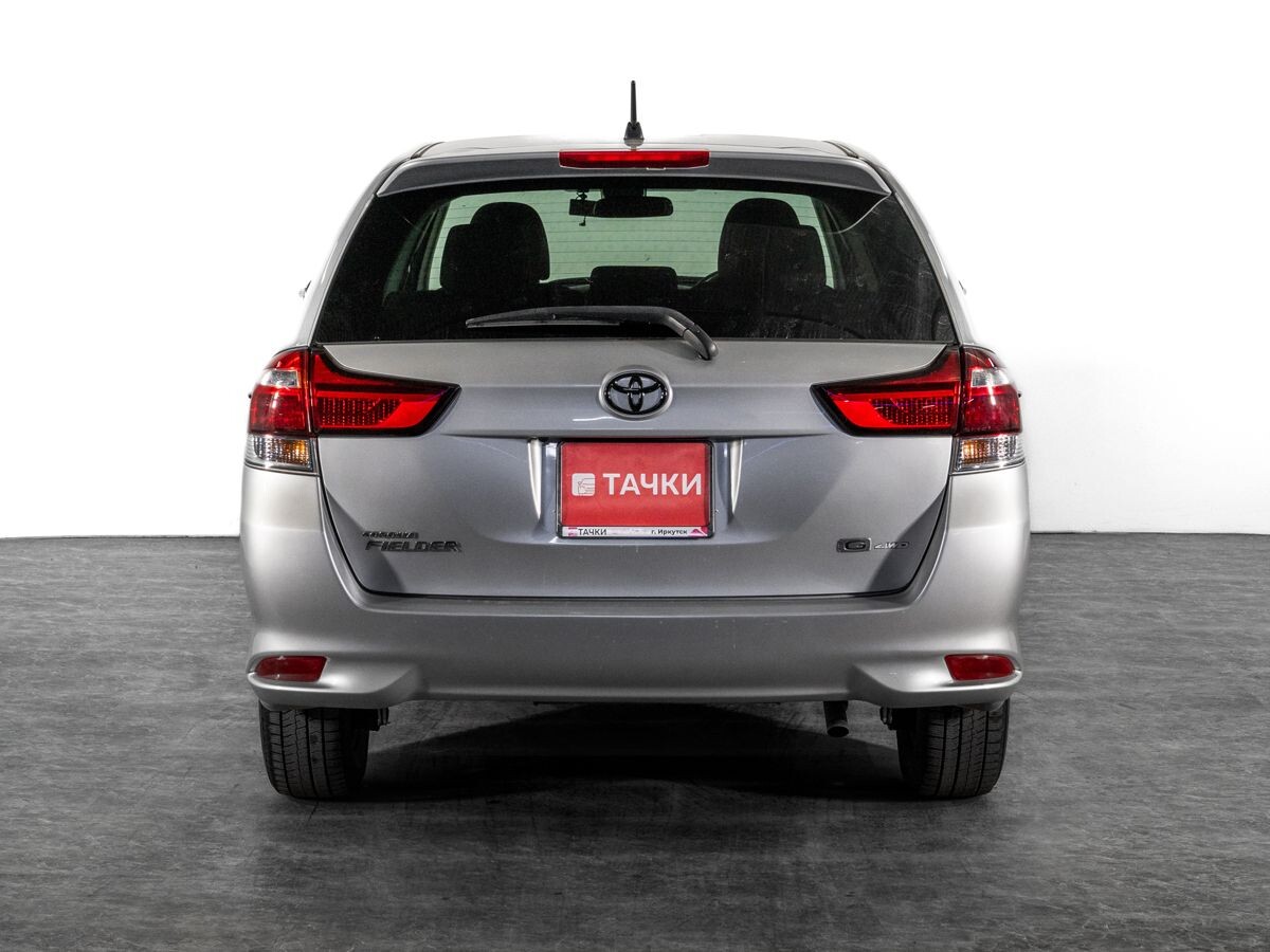 Toyota Corolla Fielder 2016 - фото автомобиля