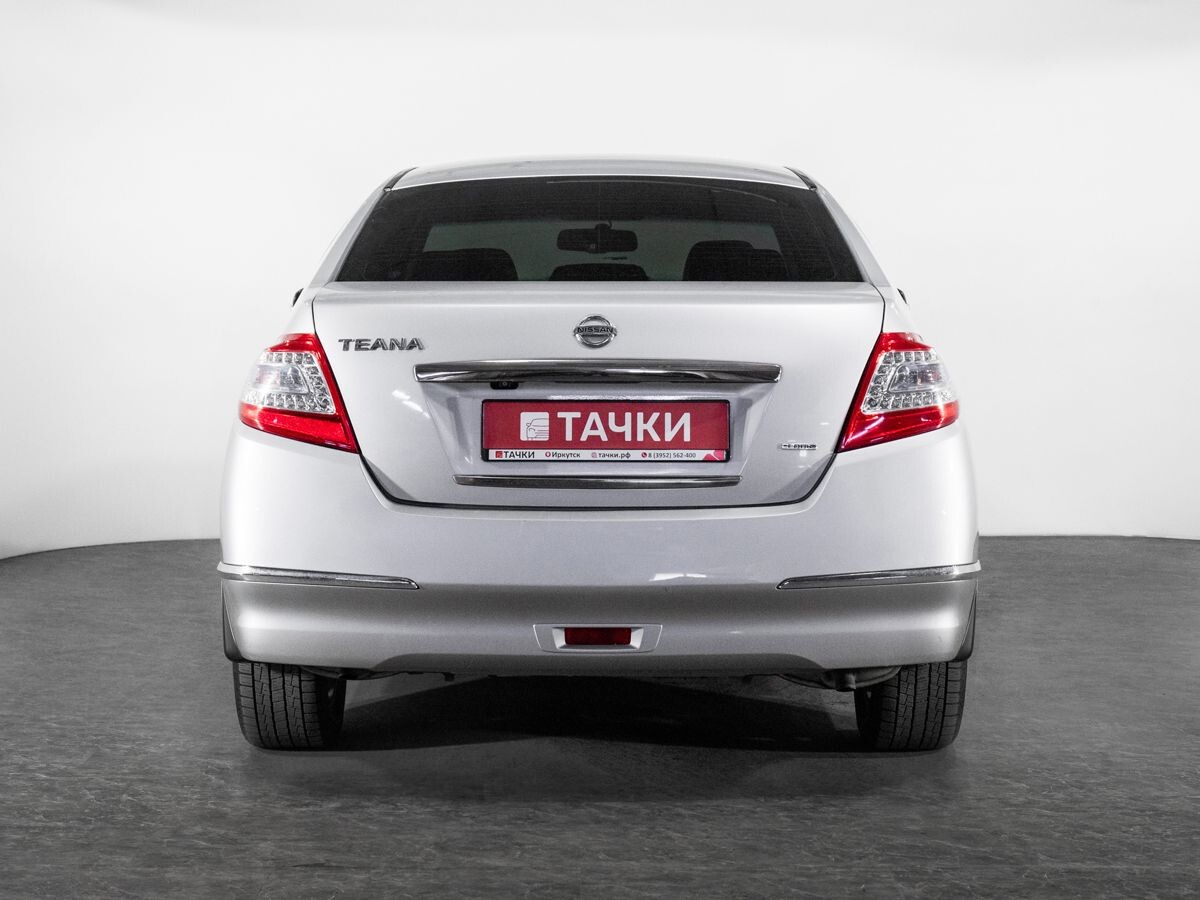 Nissan Teana 2011 - фото автомобиля