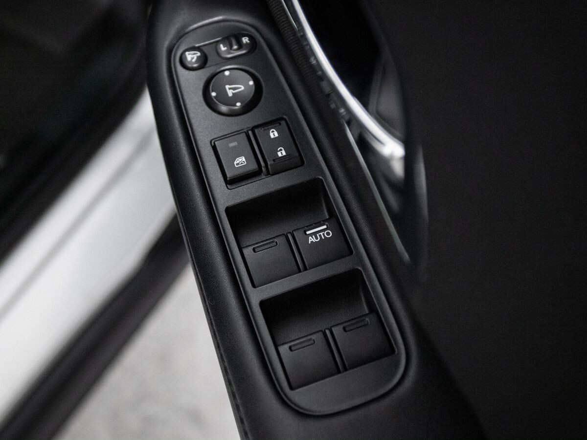 Honda Vezel 2014 - фото автомобиля