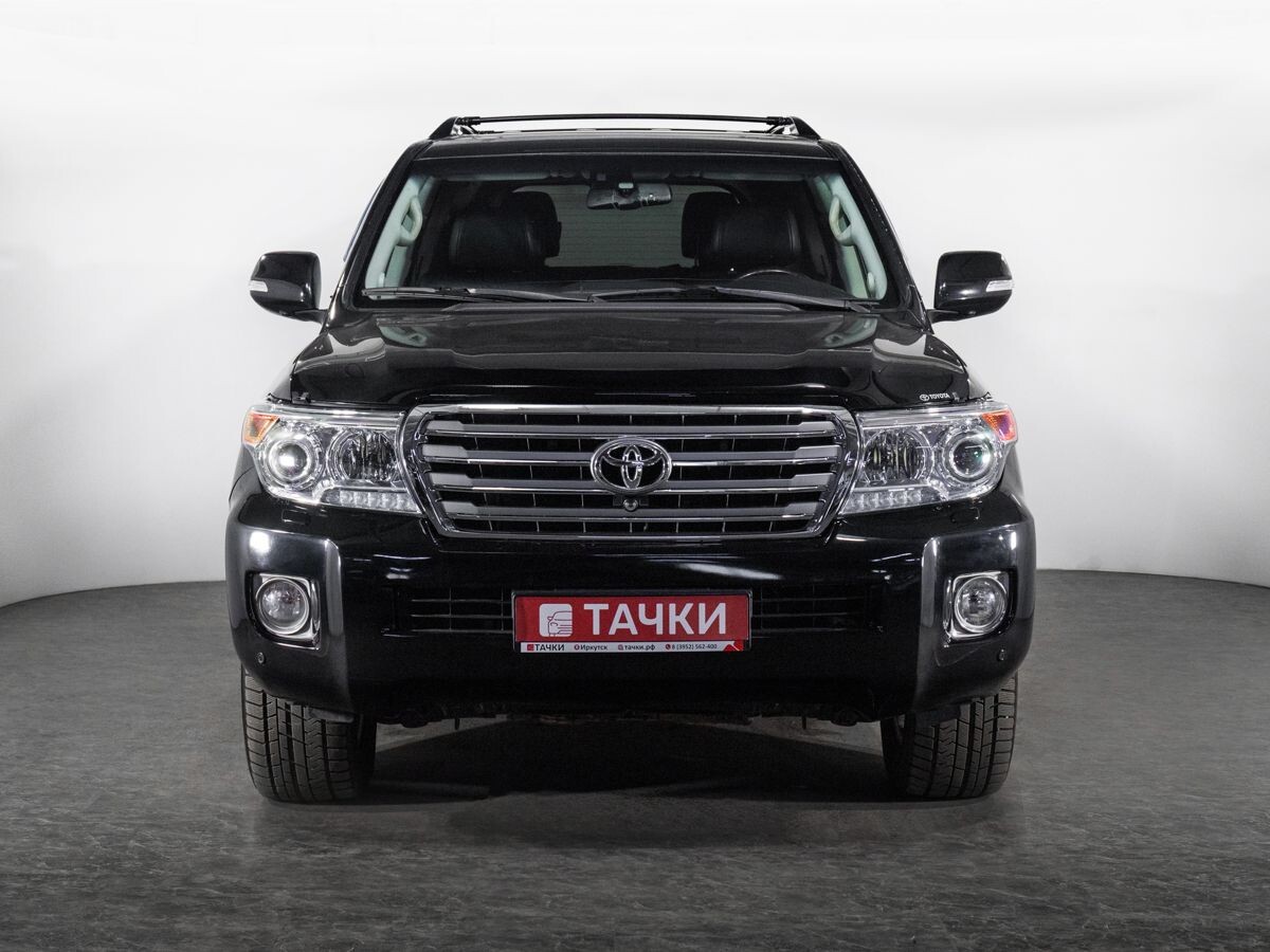 Toyota Land Cruiser 2013 - фото автомобиля