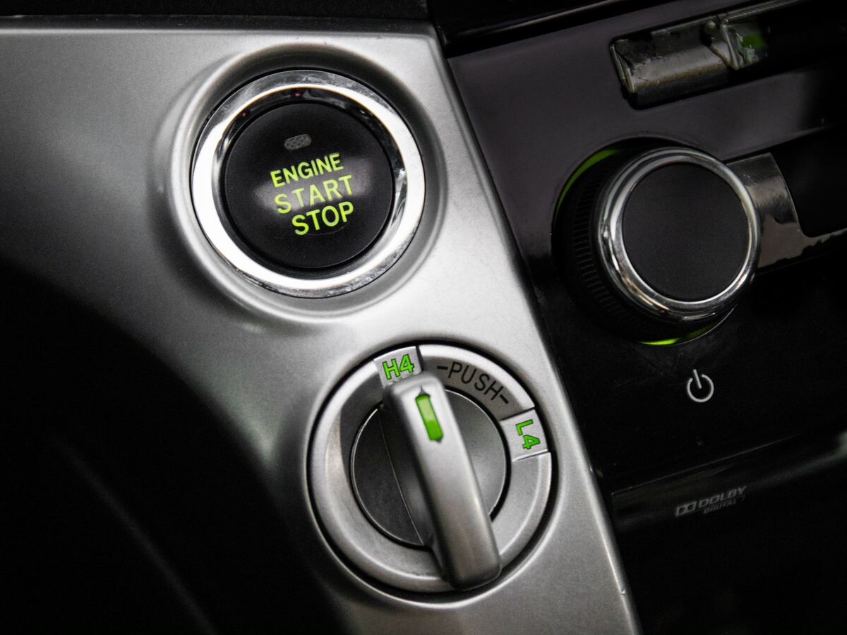 Toyota Land Cruiser 2013 - фото автомобиля