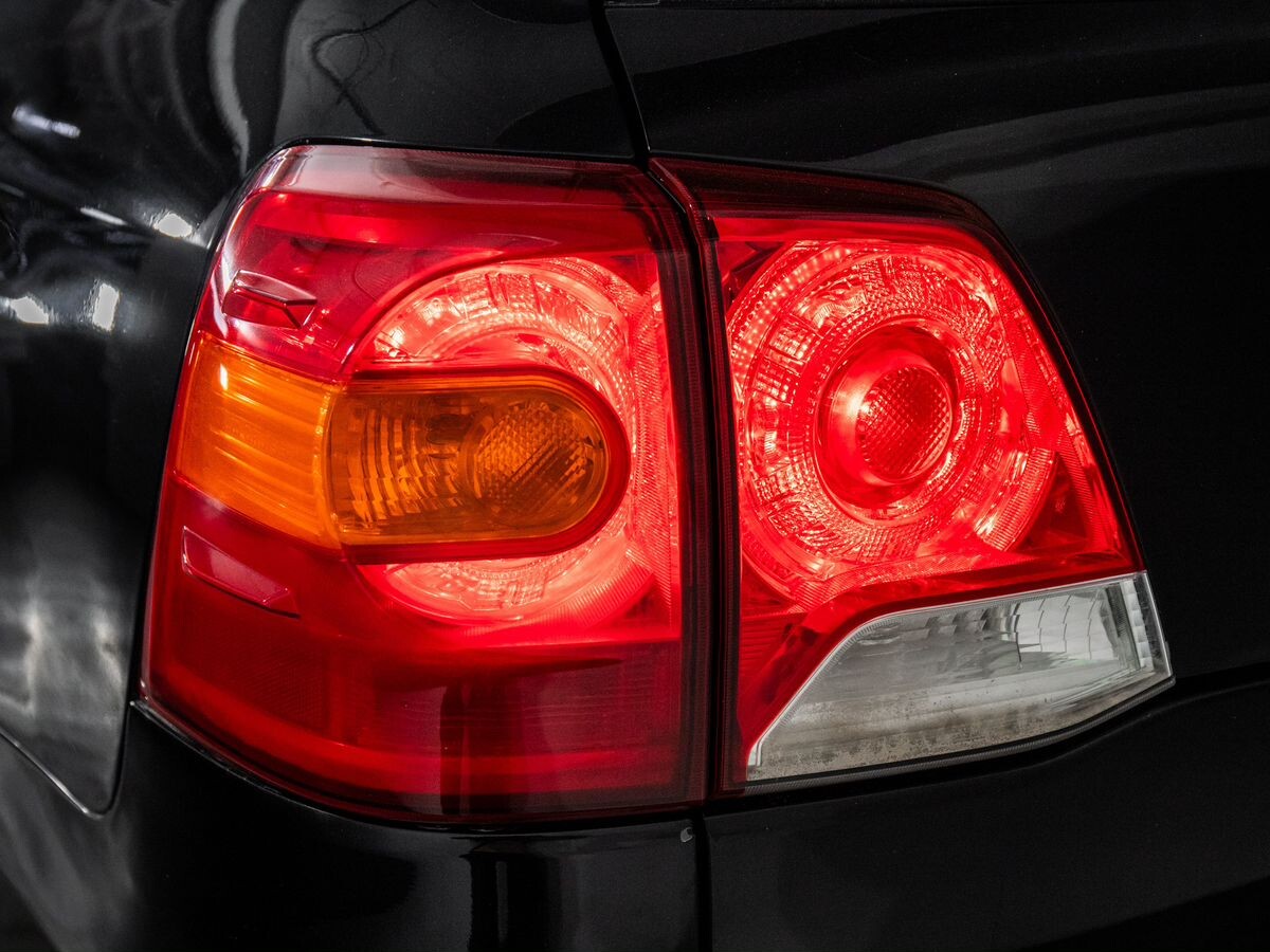 Toyota Land Cruiser 2013 - фото автомобиля