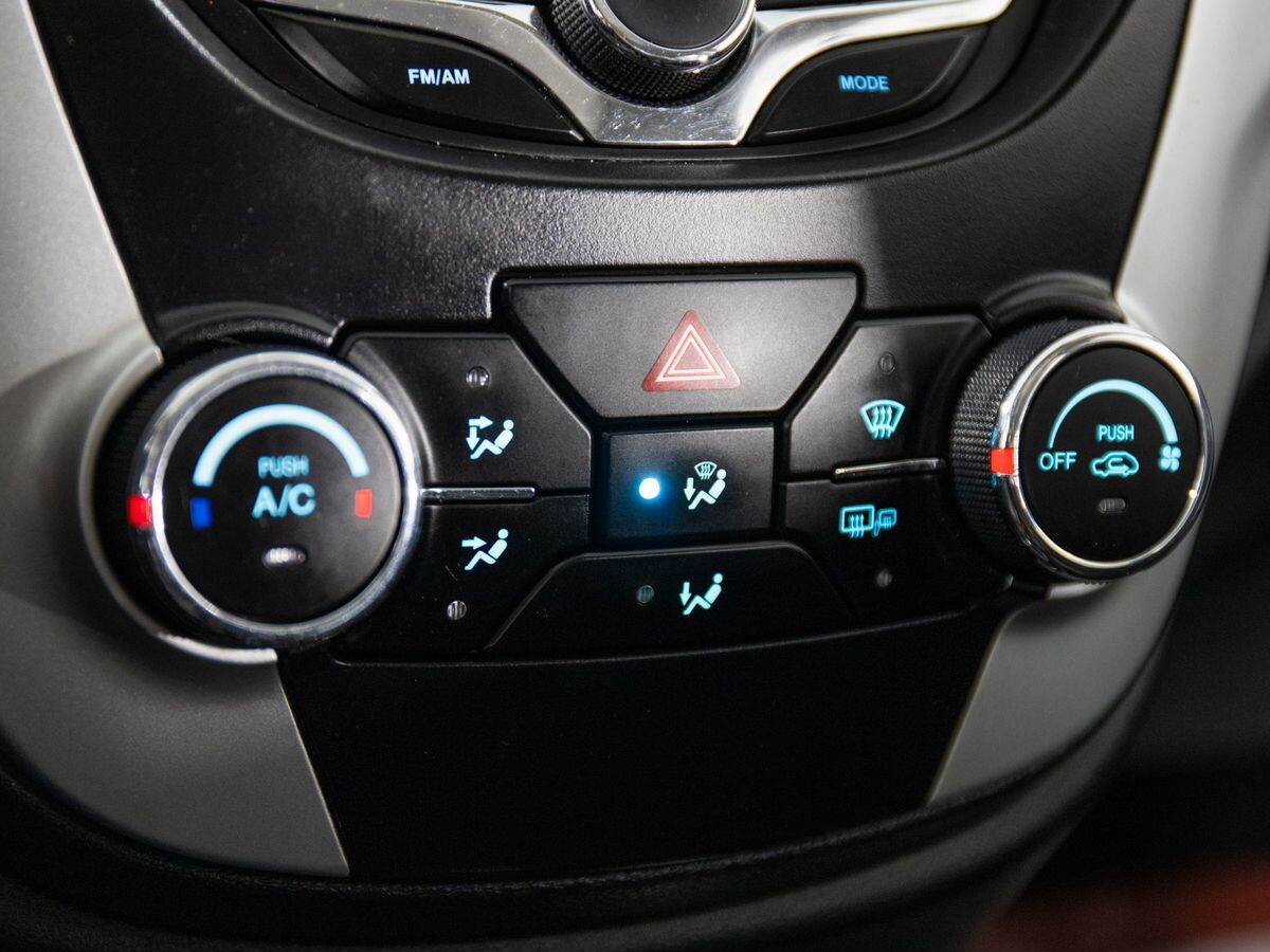 Changan CS35 2019 - фото автомобиля