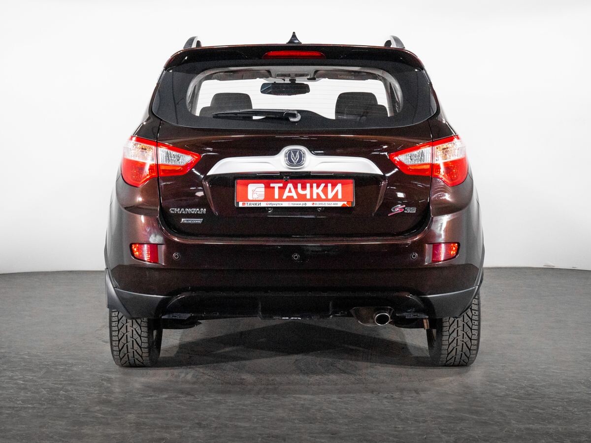 Changan CS35 2019 - фото автомобиля