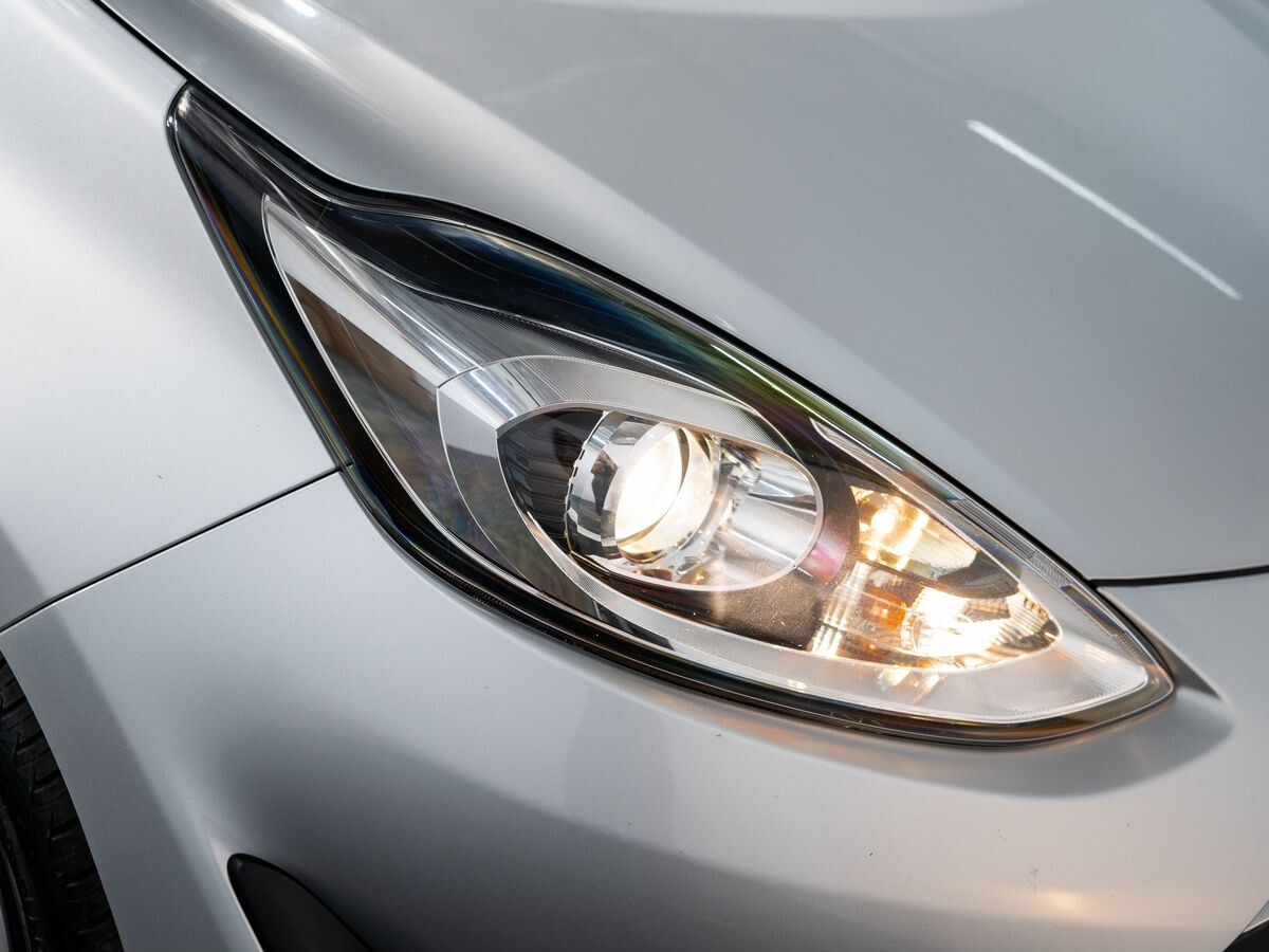 Toyota Aqua 2019 - фото автомобиля