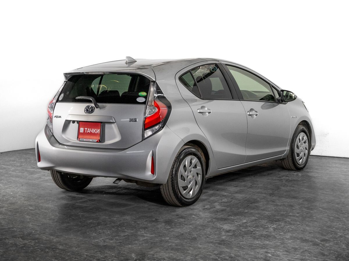 Toyota Aqua 2019 - фото автомобиля