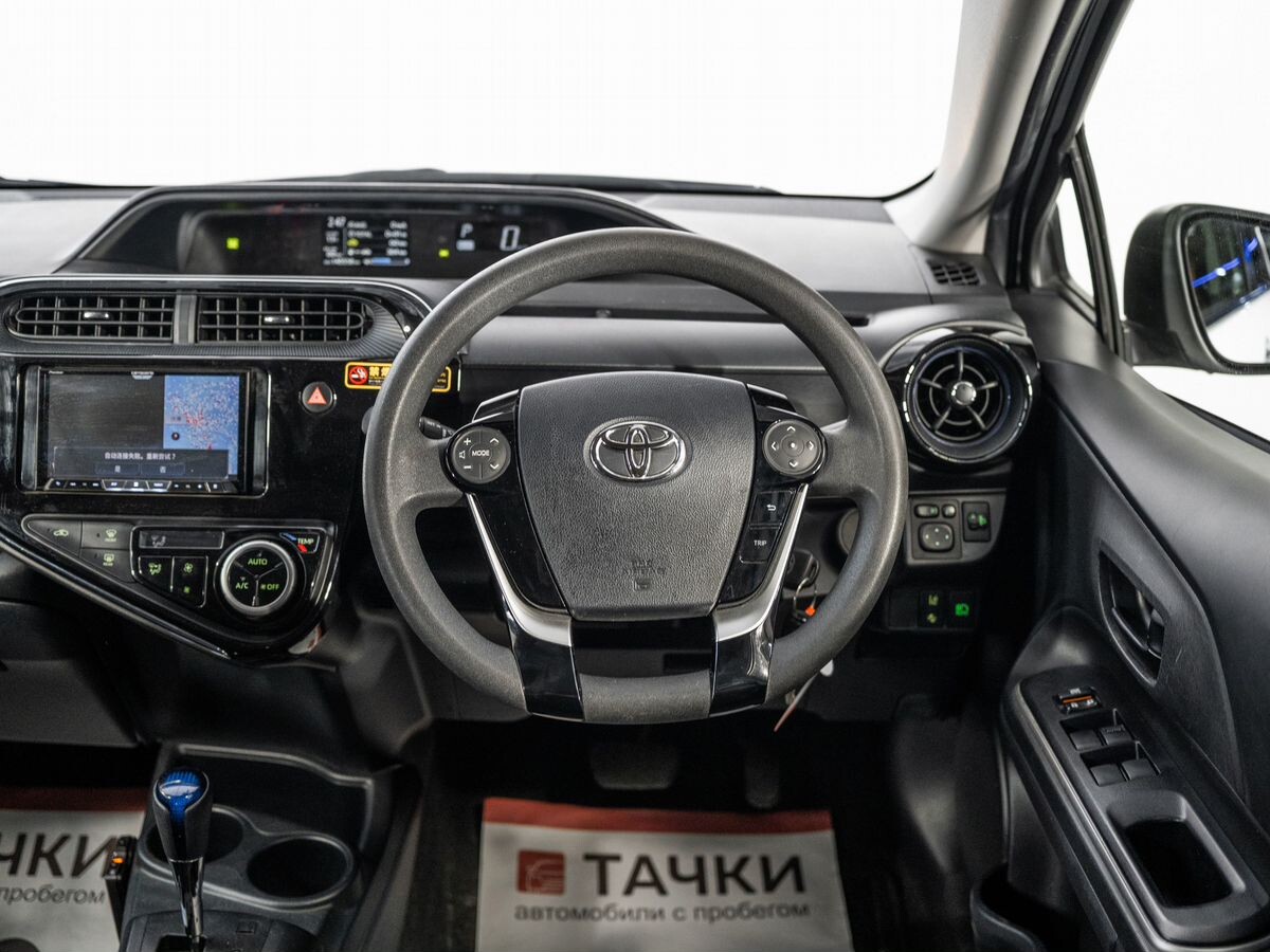 Toyota Aqua 2019 - фото автомобиля